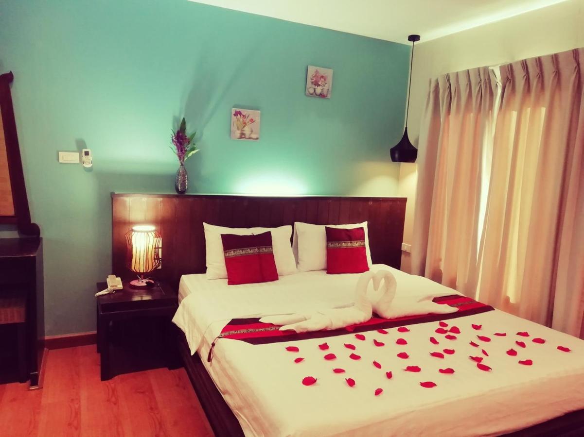 Mandala House, Nhà khách
